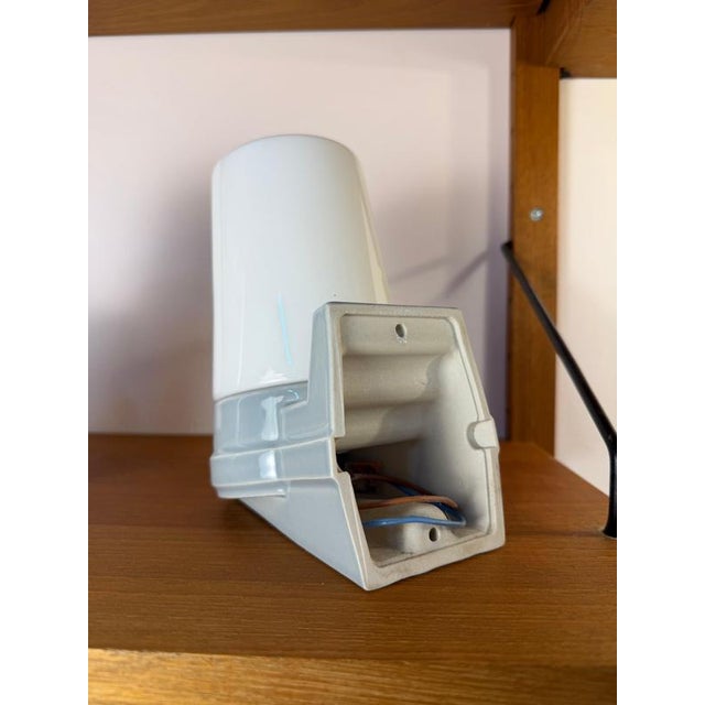 Sigvard Bernadotte Model 6070 Wall Lamp in White by Sigvard Bernadotte for Ifö, Set of 2 For Sale - Image 4 of 11