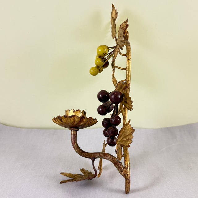Italian Gold Leaf Tole Peinte Grape Vine Candle Sconce For Sale In Philadelphia - Image 6 of 16