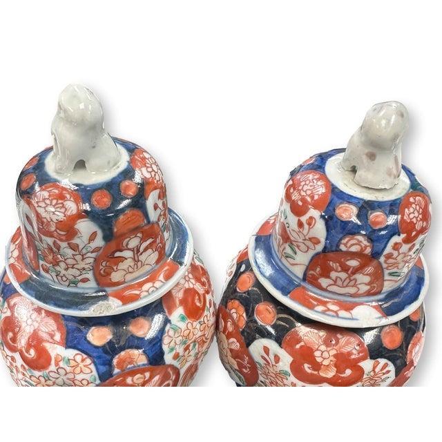 Late 19th Century Japanese Meiji Porcelain Imari Jars W/Foo Dog Lids, a Pair For Sale - Image 5 of 7