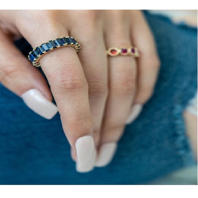 Early 21st Century Natural 8.10 cts blue sapphire ring in 14k gold For Sale - Image 5 of 18