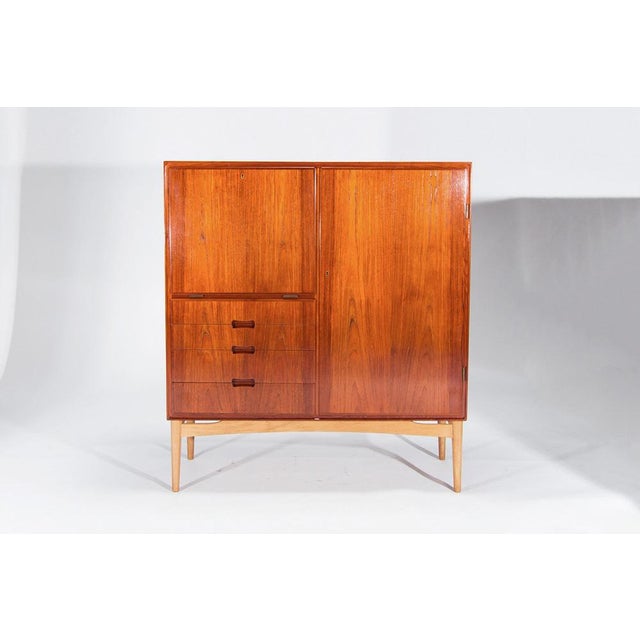 Mid-Century Modern Teak and Oak Sideboard Cabinet, 1950s For Sale - Image 9 of 9