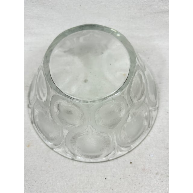 Vintage Lalique Chardons Thistle Crystal bowl. This is a pre-owned item so please see all pictures and ask any questions.