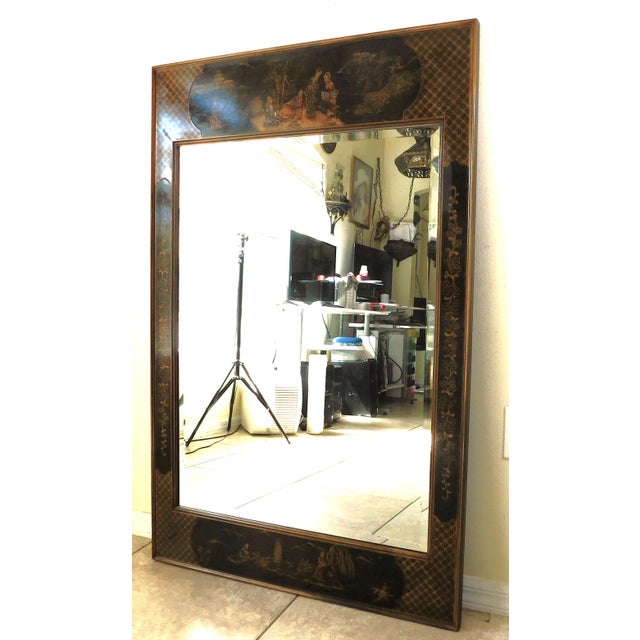 1960s Vintage Mid-Century Chinoiserie 24k Gold Black Lacquered Wood Beveled Hanging Wall Mirror For Sale - Image 5 of 7