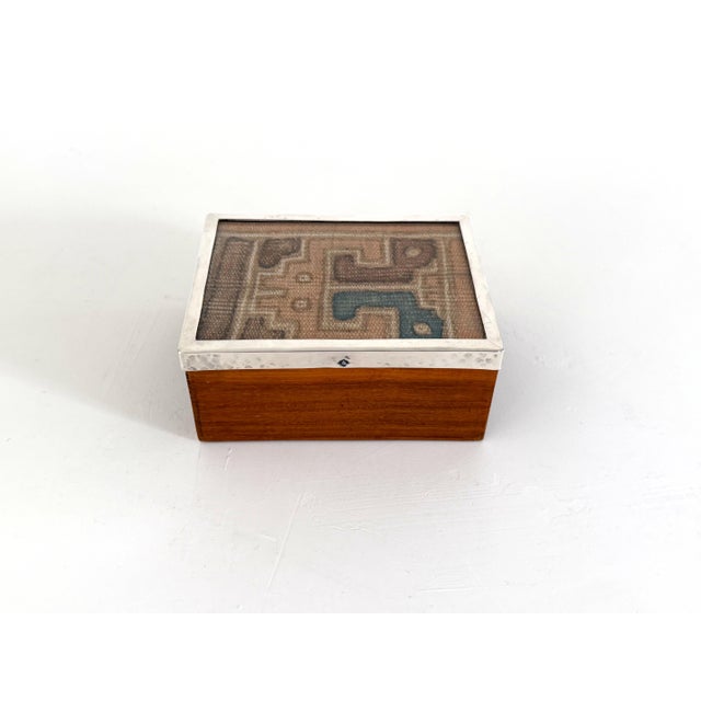 Tribal Peruvian Artisan Box With Pre-Columbian Textile Fragment For Sale - Image 3 of 13