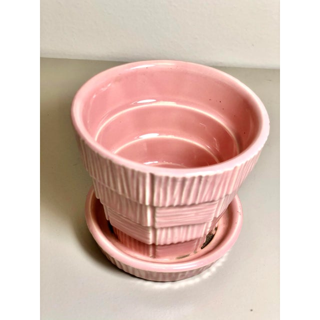 McCoy Pottery Small "Pink" Mid-Century Flowerpot and Saucer For Sale In Los Angeles - Image 6 of 10