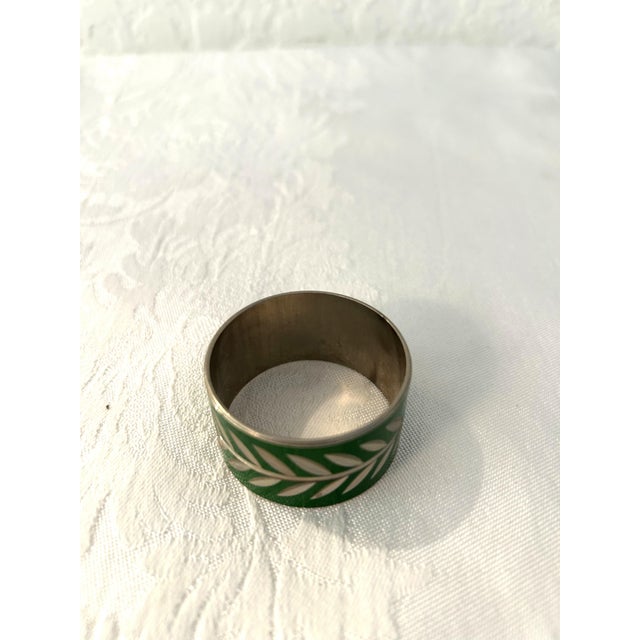 Victorian Vintage Green & Silver Holiday Laurel Napkin Rings, Set of 8 For Sale - Image 3 of 3