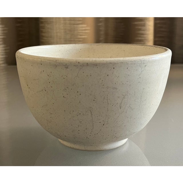 Ceramic Mid-Century Modern American Art Pottery Small Footed Bowl For Sale - Image 7 of 14