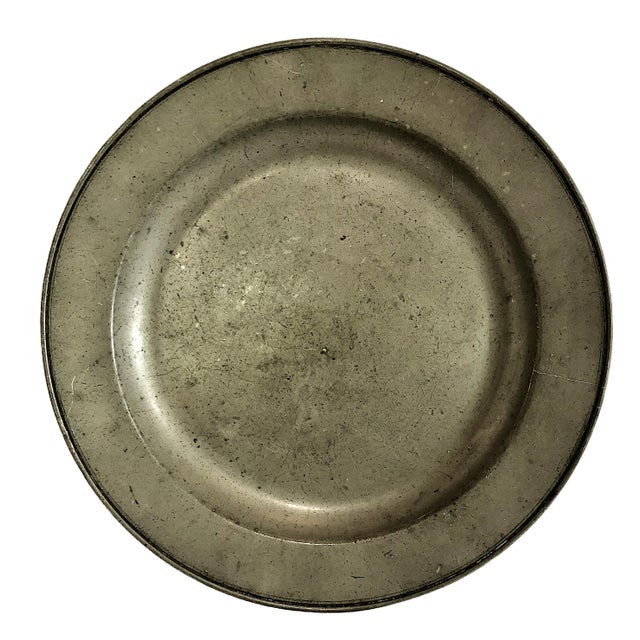 Metal Set of Three Late 18th-Century European Pewter Dinner Plates For Sale - Image 7 of 16
