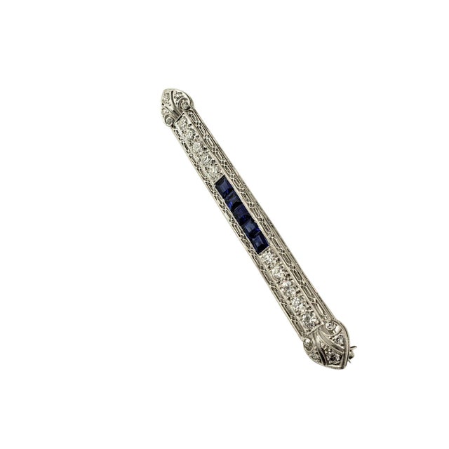 Mid 20th Century Platinum Sapphire and Diamond Filigree Brooch/Pin For Sale - Image 4 of 7