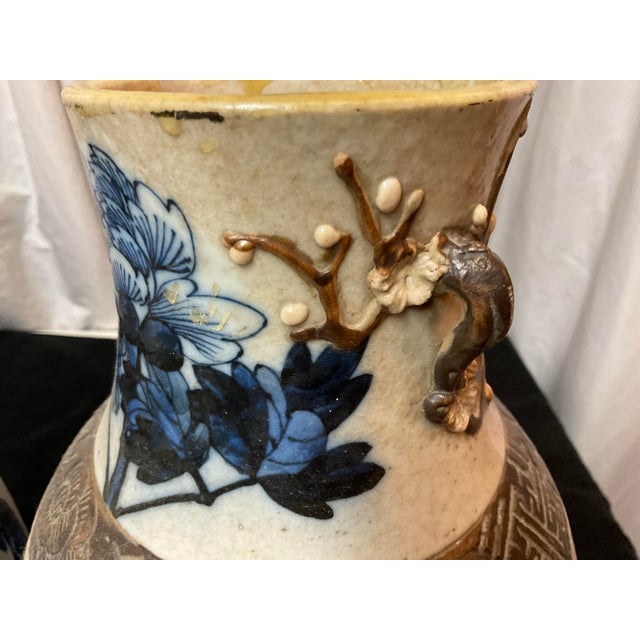 Early 19th Century Antique 1800s Chinese Blue & White Vases W/Crackle Glaze - A Pair For Sale - Image 5 of 12