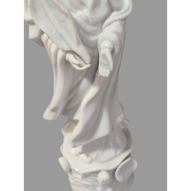 Vintage Blanc De Chine Porcelain Humco Kwan Yin Guanyin Asian Figurine For Sale - Image 4 of 9
