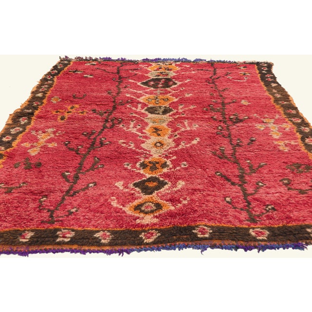 Tribal Vintage Boujad Moroccan Rug, 04'05 X 06'09 For Sale - Image 3 of 10