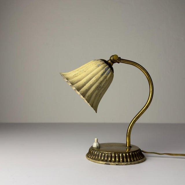 1950s Small Vintage Metal Tulip Table Lamp, Italy, 1950s For Sale - Image 5 of 17