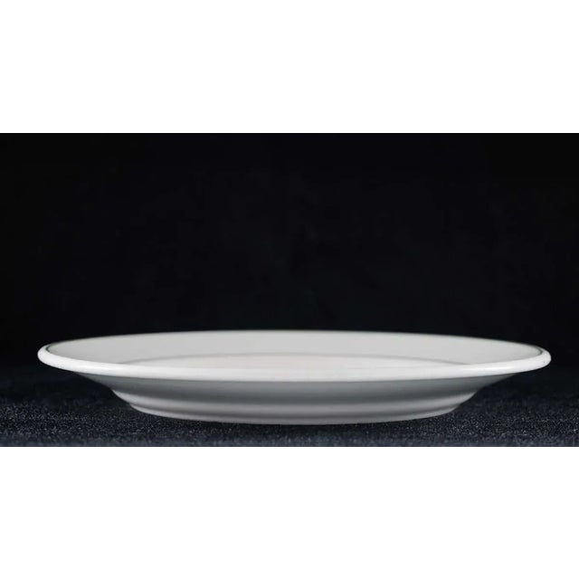 1940s 1940s Buffalo China Restaurant Ware A-12 White Round Plate For Sale - Image 5 of 9