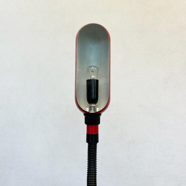1980s Mid-Century Modern Italian Desk Lamp by Veneta Lumi, 1980s For Sale - Image 5 of 8