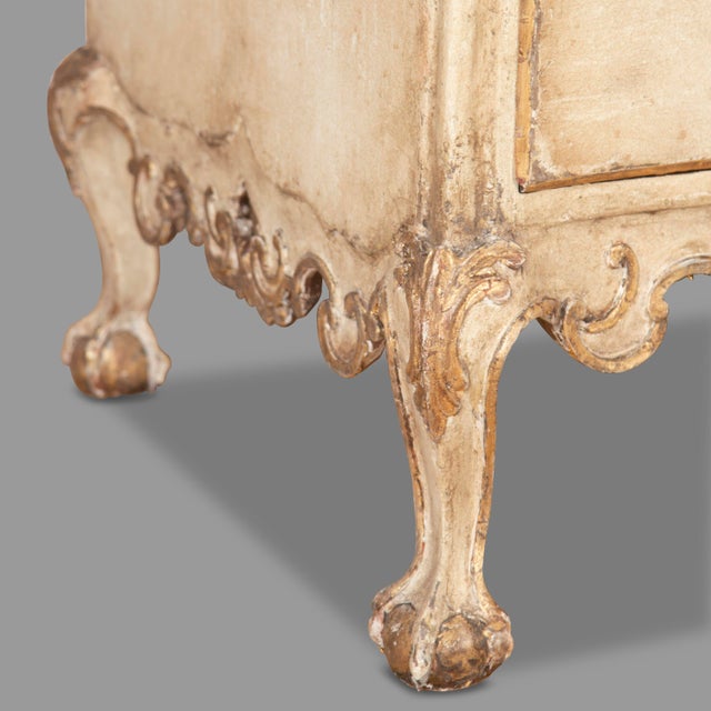 18th Portuguese Serpentine Decorated Commodes, 1770, Set of 2 For Sale - Image 6 of 11