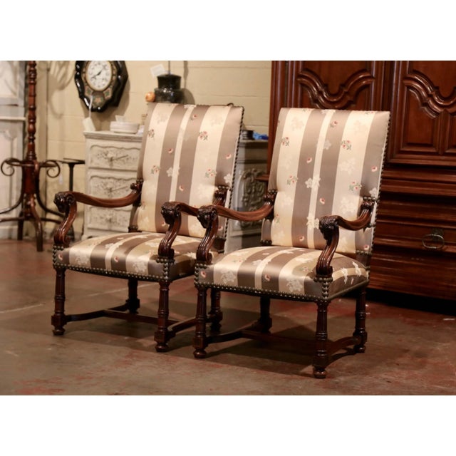 Pair of 19th Century French Louis XIII Walnut Fauteuils With Carved Ram Heads For Sale - Image 4 of 12