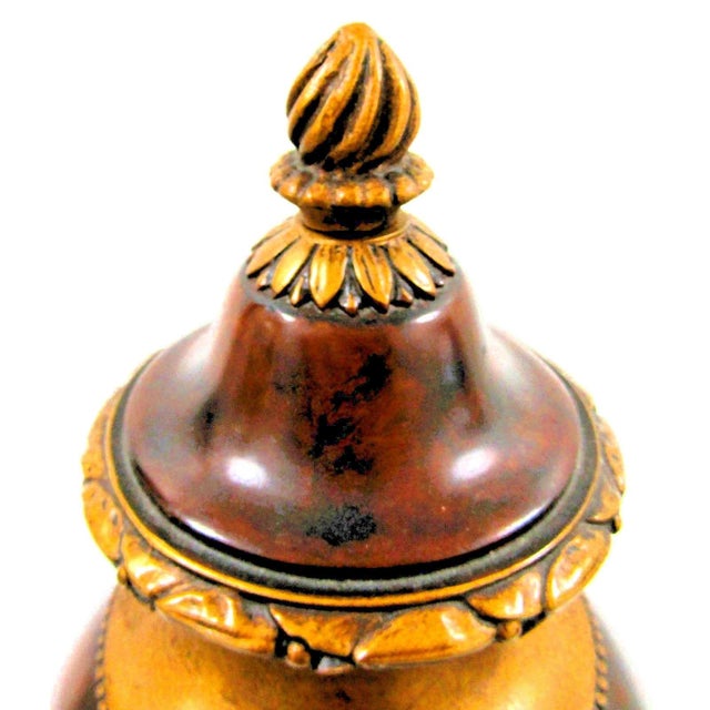 1980s Pair of Napoleon III Style Moroccan Burr Thoya Turned Wood Urns Attributed to Theodore Alexander For Sale In Miami - Image 6 of 14