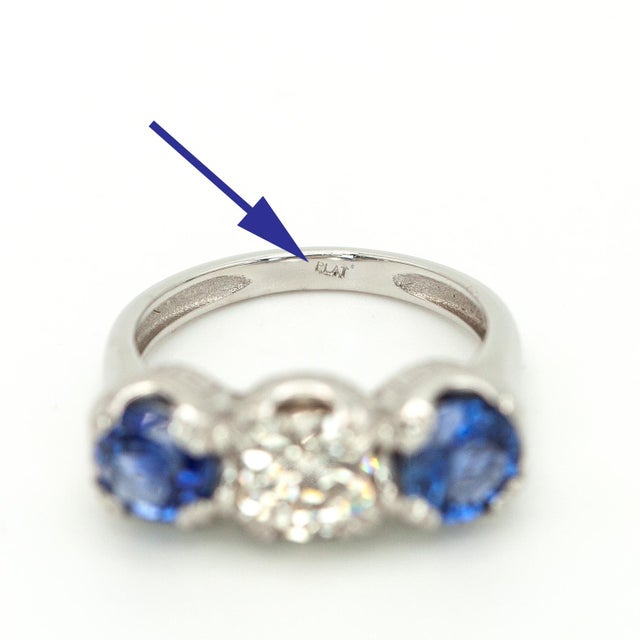 1980s Gorgeous Platinum Diamond Sapphire 3 Stone Ring, Size 7.5 For Sale - Image 10 of 11