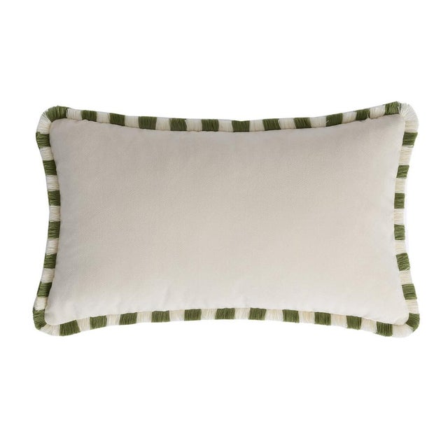 Couple Bicolor Happy Cushions in White and Green Velvet from Lo Decor, Set of 2 For Sale - Image 4 of 7