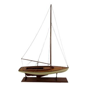 Scale Model of a Herreshoff Yacht