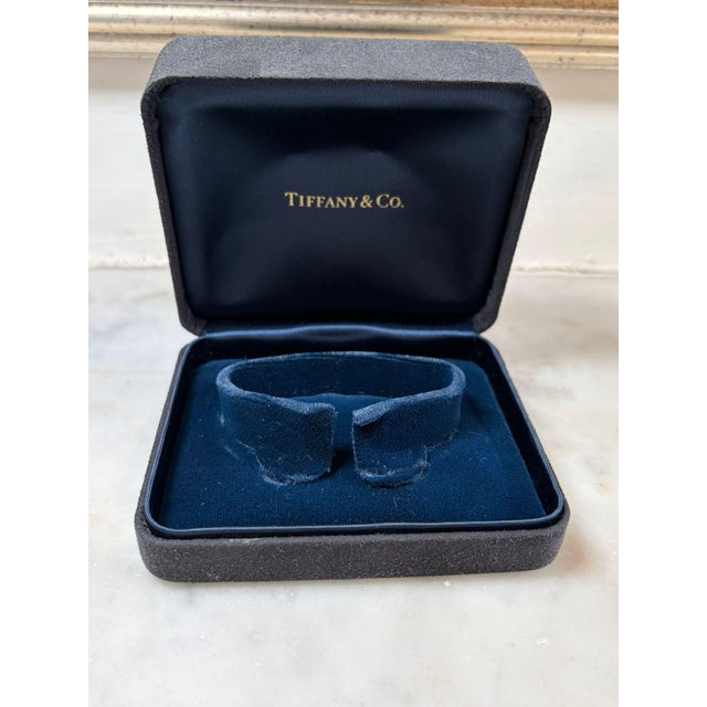 Gold Tiffany & Co. 18ct Yellow Gold 1837 Bangle 29.53g For Sale - Image 8 of 9