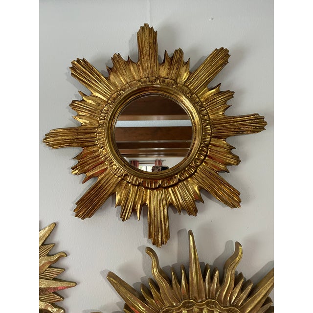 1960s Mid Century Italian Giltwood Sunburst Wall Mirror For Sale - Image 16 of 17