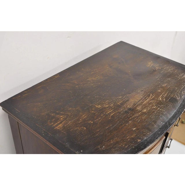 19th C English George II Burl Walnut Chest on Chest Dresser Chest of 8 Drawers For Sale In Philadelphia - Image 6 of 13