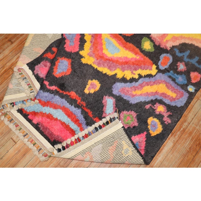 Textile Early 21st Century Contemporary Tulu Shag Rug - 5'11" x 8' For Sale - Image 7 of 8