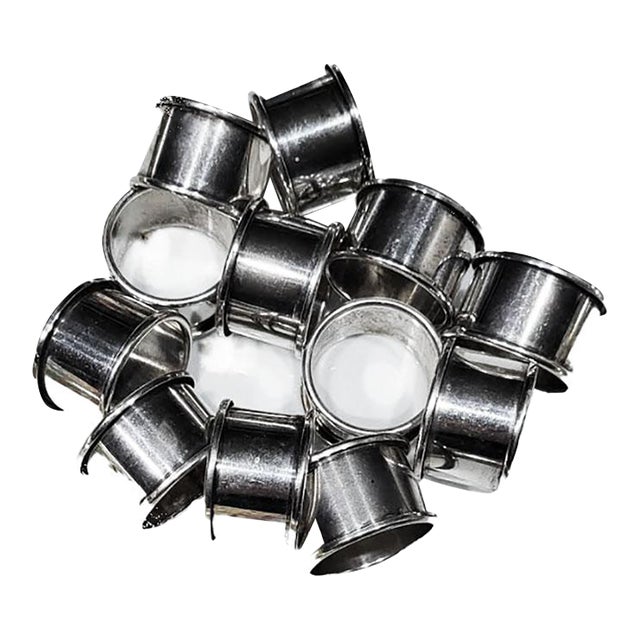 1960s Set of 12 Vintage Contemporary Silverplate Napkin Rings For Sale