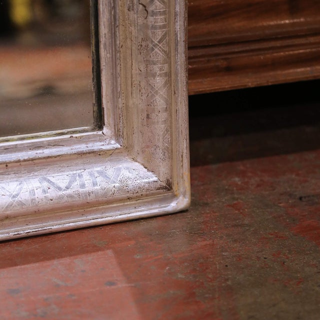 19th Century French Louis Philippe Silver Leaf Wall Mirror With Engraved Decor For Sale - Image 4 of 7