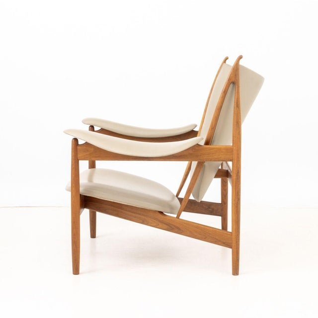 Finn Juhl "Chieftain" Lounge Chair For Sale - Image 10 of 12