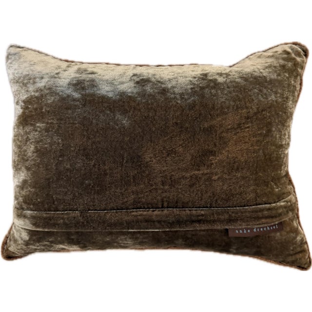 Anke Drechsel is a German designer who designs hand-embroidered pillows made of the most luxurious textiles. Her designs...