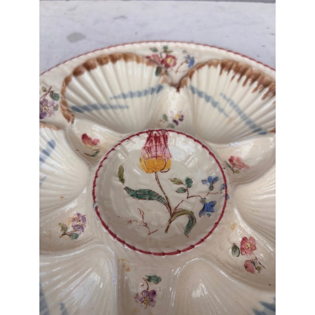 Longchamp 19th Century Majolica Oyster Flowers Plate Longchamp For Sale - Image 4 of 5
