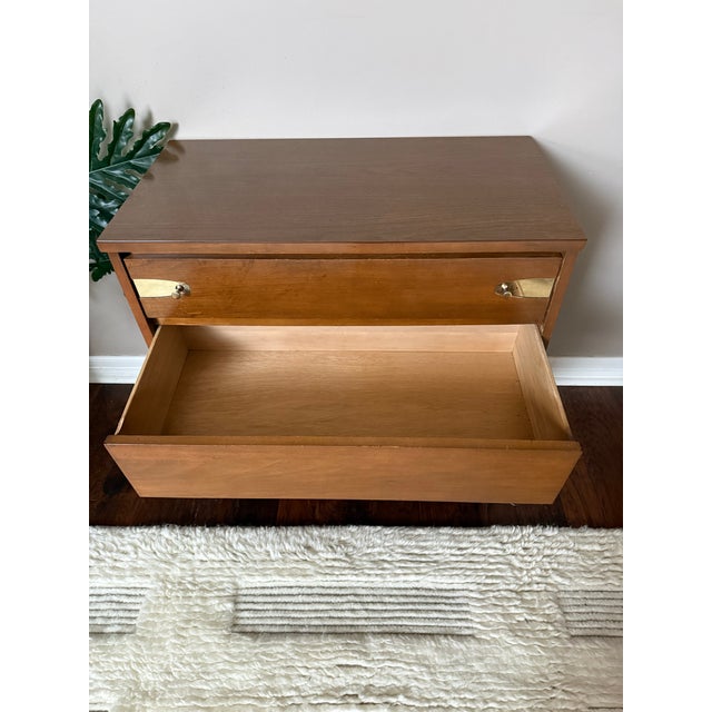 Vintage Mid Century Modern Walnut 3 Drawer Dresser in the Style of Stanley For Sale - Image 11 of 12