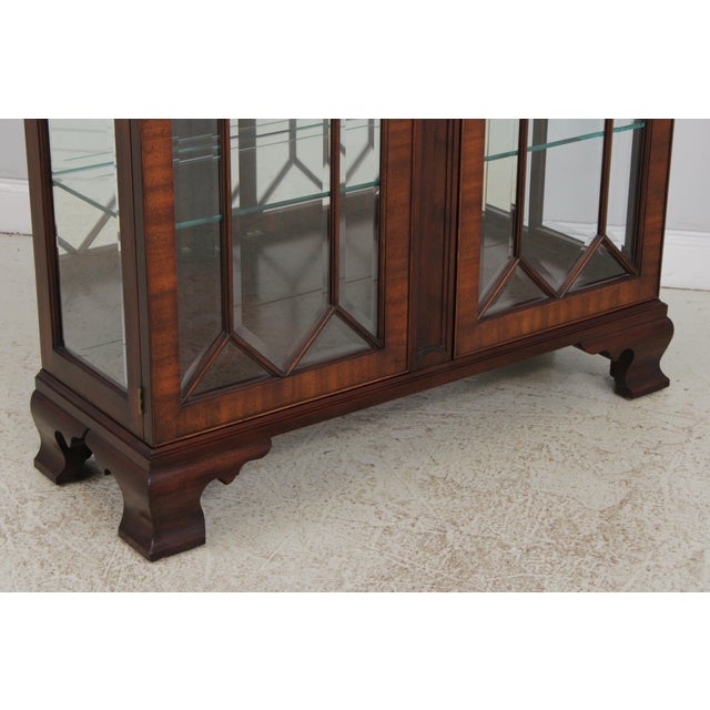 Henkel Harris Mahogany Chippendale Style Display Cabinet For Sale - Image 9 of 13