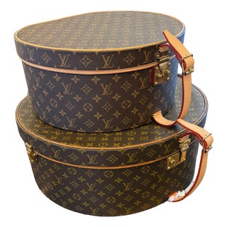 Round Hat Box from Louis Vuitton, 2000s For Sale
