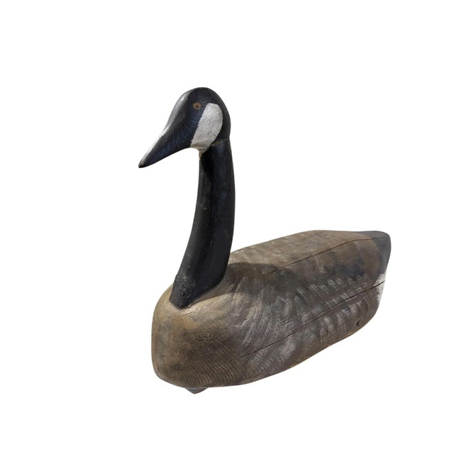 1930s Vintage 20th Century Large Hand Carved and Painted Wood Canada Goose Decoy 18" For Sale - Image 5 of 8