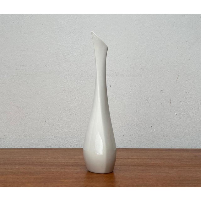 Mid-Century German White Sculptural Vase by Peter Müller for Sgrafo Modern, 1960s For Sale - Image 5 of 14