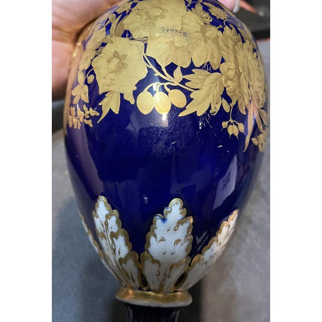 Antique 19th Century Derby Bloor Porcelain Ewer With Hand-Painted Floral Details For Sale - Image 13 of 13