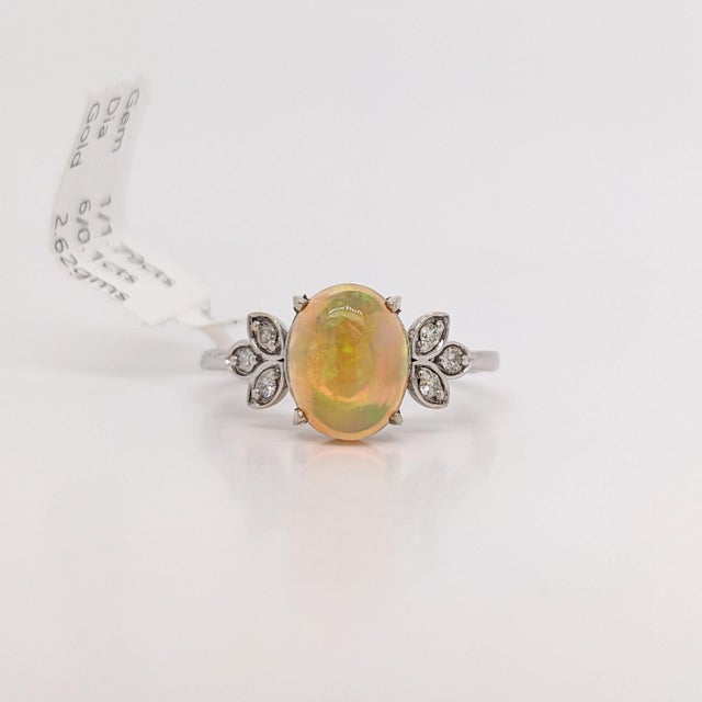 Metal 2.3ct Opal Ring With Earth Mined Diamond Accents: Solid 14k Gold, Size 6.75 For Sale - Image 7 of 10