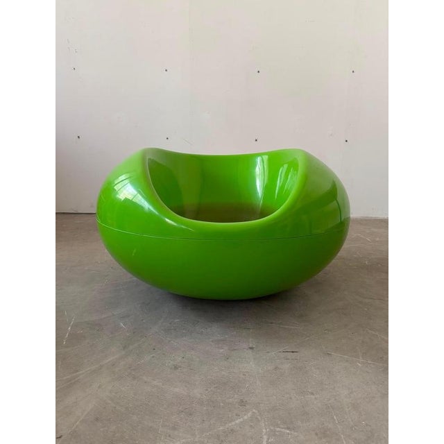 Eero Aarnio Finnish Pastil Chair in Green Fiberglass by Eero Aarnio, 1970s For Sale - Image 4 of 11