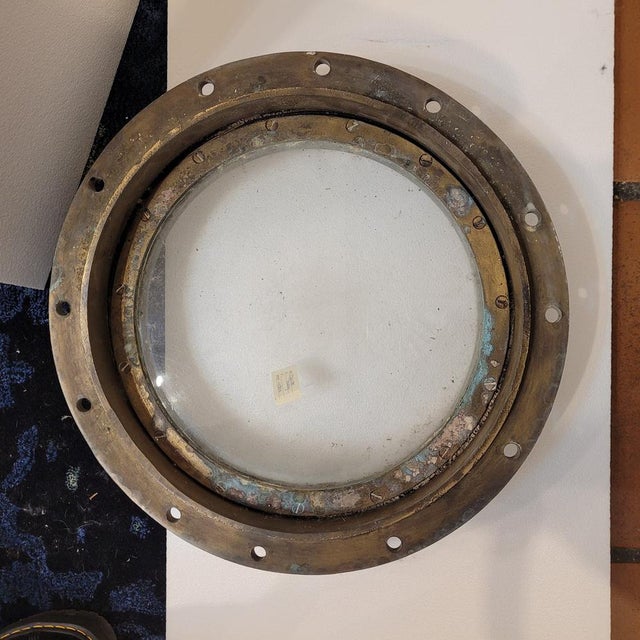 Metal Ship's Porthole in Bronze, England, 1920s-1930s For Sale - Image 7 of 15