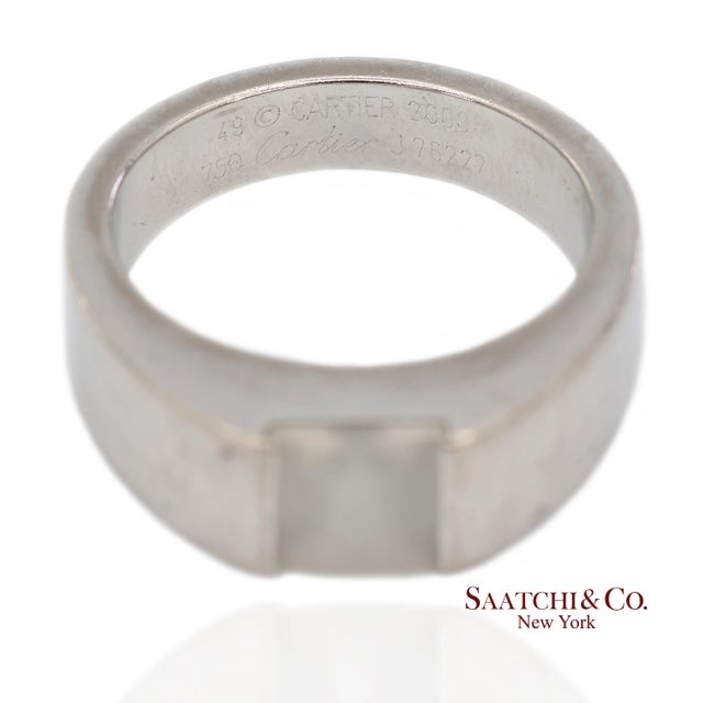 Vintage 18k (750) White Gold Original Authentic Cartier Tank Moonstone Ring, Size 5 For Sale In New York - Image 6 of 10