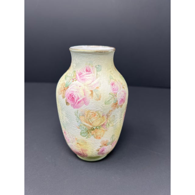 1910s Antique Royal Bayreuth Bavaria Rose Tapestry Porcelain Floral Dresser Set Vase & Pitcher c.1900 For Sale - Image 5 of 12