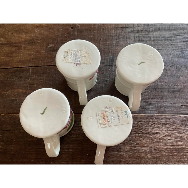 1970s Vintage La Pottery by n.s. Guston Co. Christmas Holly Mugs- Set of 4 For Sale - Image 5 of 5