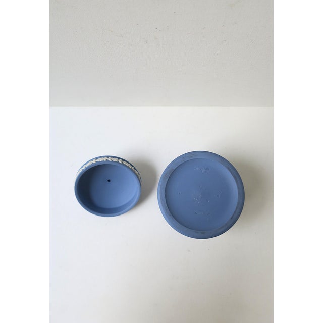 Wedgwood Jasperware Box Neoclassical Style For Sale - Image 10 of 11