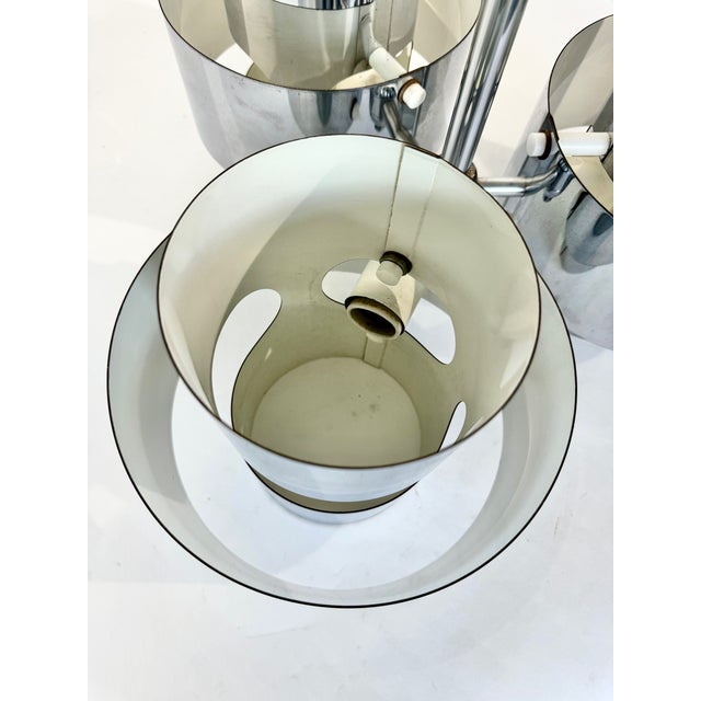 Sciolari Attributed Mid-Century Modern Chrome Sculptural Three Light Ceiling Chandelier Rewired For Sale - Image 11 of 12