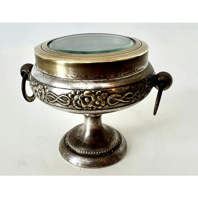 Early 20th Century Early 20th Century Repoussé Pedestal Casket Box of Brass & Metal with Glass Lid For Sale - Image 5 of 7