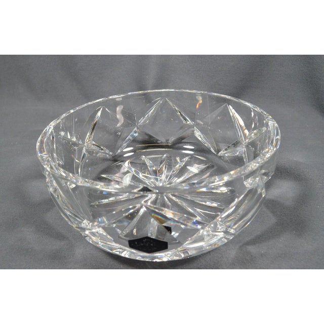 Transparent Vintage Saint-Louis French Hand-Cut Crystal Centerpiece Bowl, 20th Century For Sale - Image 8 of 15